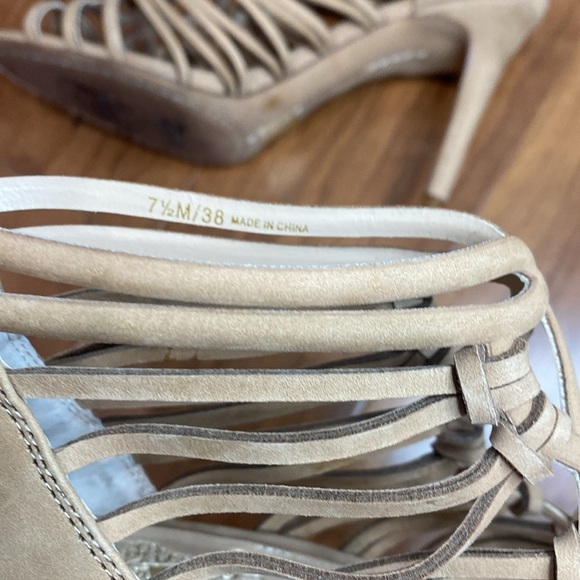 Vince Camuto Women's Tan Joshalan Strappy Cage High Heel Back Zip Sandal 7 1/2 - Picture 4 of 7